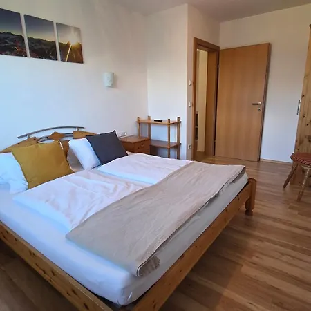 Haus Tauernseitn דירה *